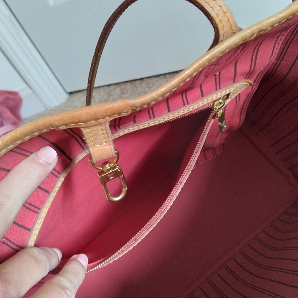 Traded - Louis Vuitton MM Neverful - Picture 4 of 15